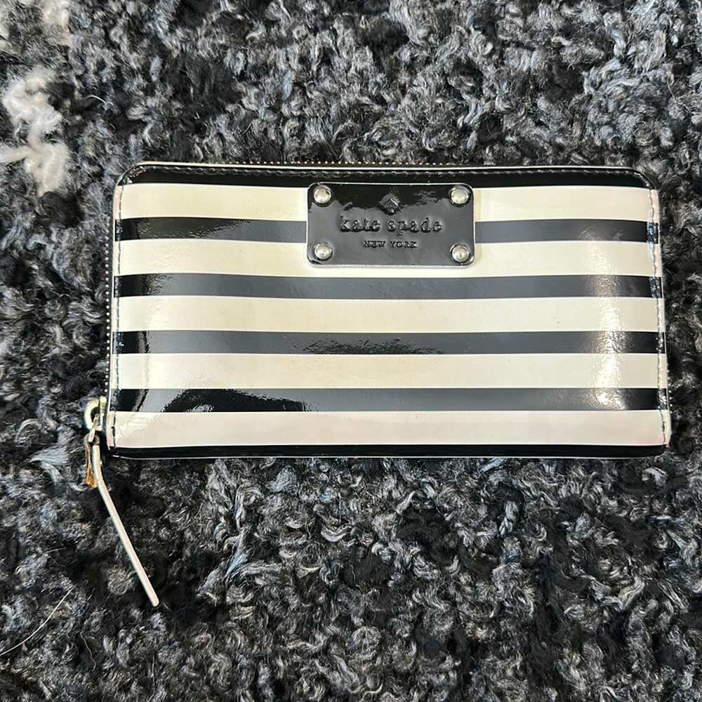 Kate spade striped zip around wallet